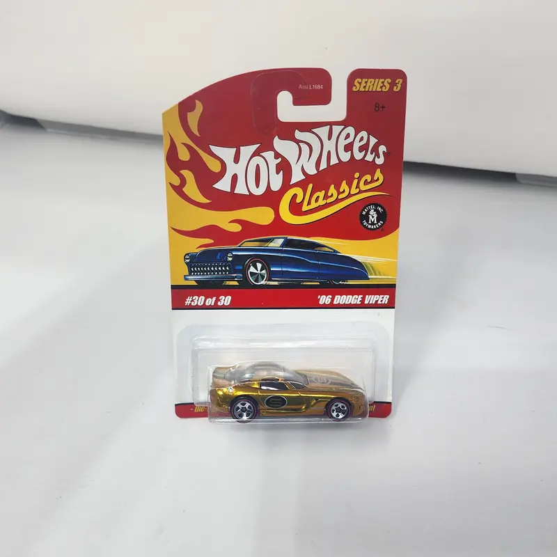 '06 Dodge Viper 30 * Gold * Hot Wheels Classics 1
