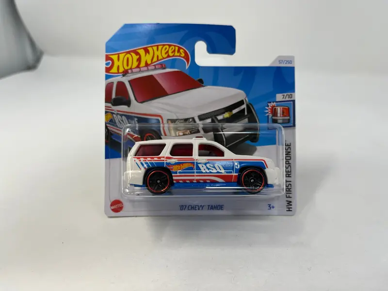 '07 Chevy Tahoe #57 * White * 2024 Hot Wheels Short Card Case J 1