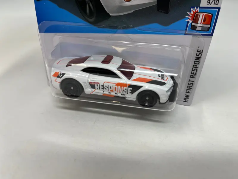 '10 Camaro Ss #86 * White * 2024 Hot Wheels Case J 2