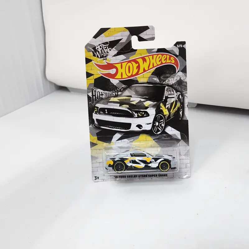 '10 Ford Shelby Gt500 Super Snake * Hot Wheels Camo Series * Bad Card 1