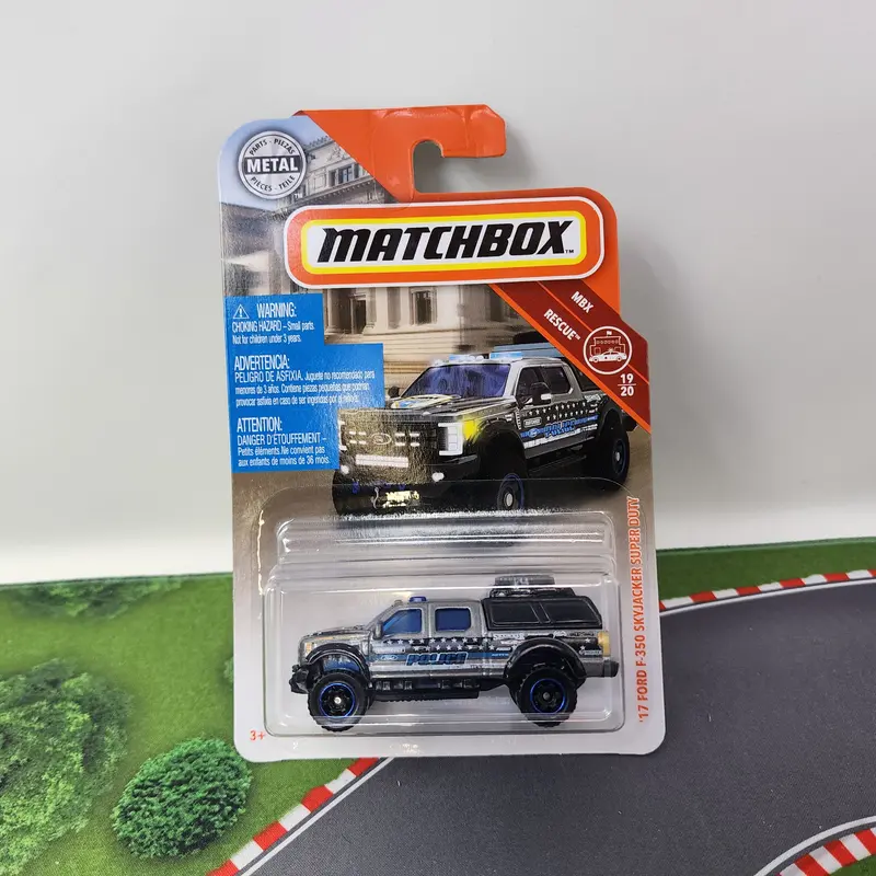 '17 Ford F-350 Skyjacker Super Duty * Silver * Matchbox Basic 1