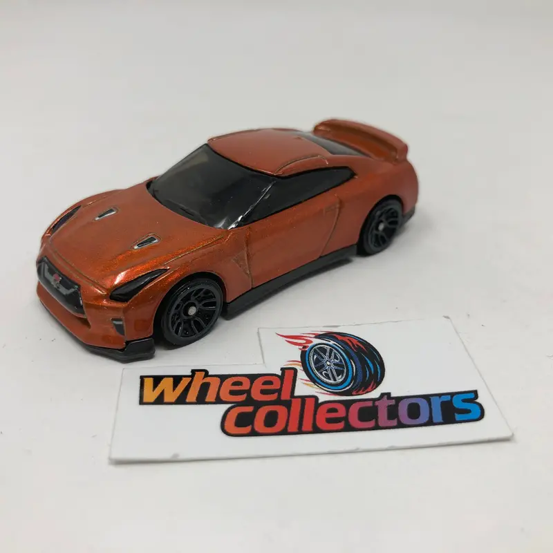 '17 Nissan Gt-R (R35) * Orange * Hot Wheels Loose 1:64 Scale 1