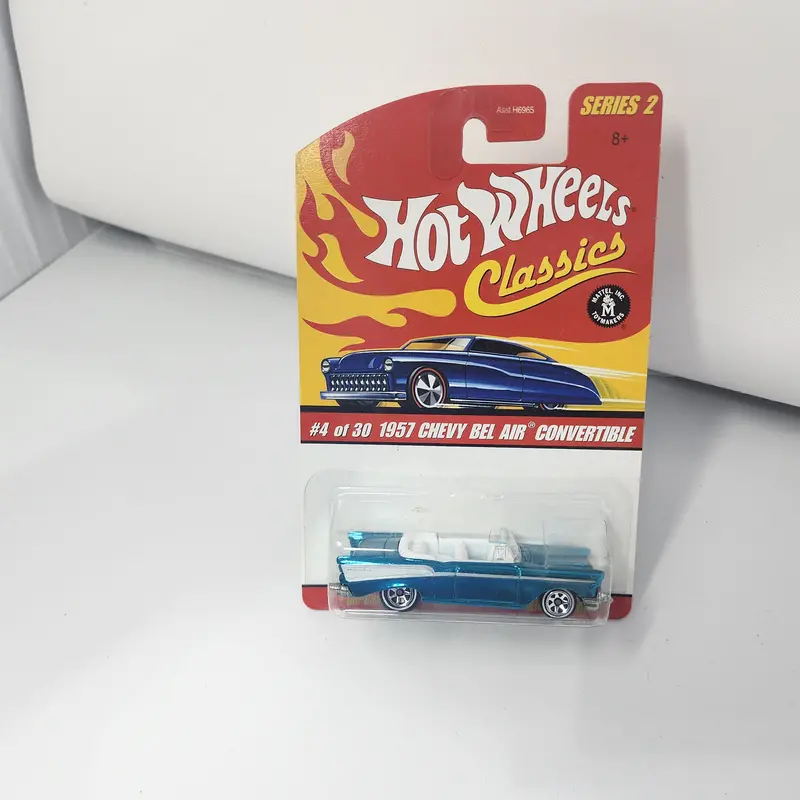 1957 Chevy Bel Air Convertible 4 * Hot Wheels Classics 1