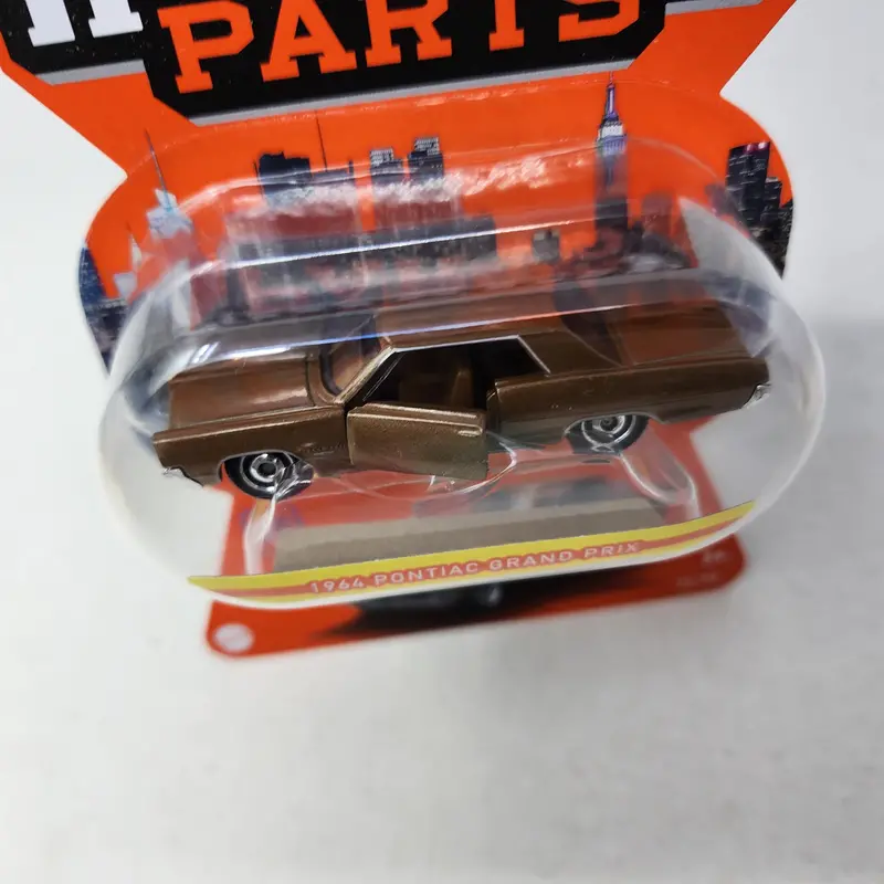 1964 Pontiac Grand Prix * Brown * Matchbox Moving Part 2