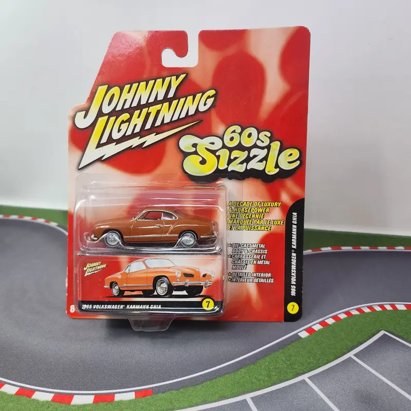 1965 Volkswagen Karmann Ghia * Johnny Lightning 60S Sizzle 1