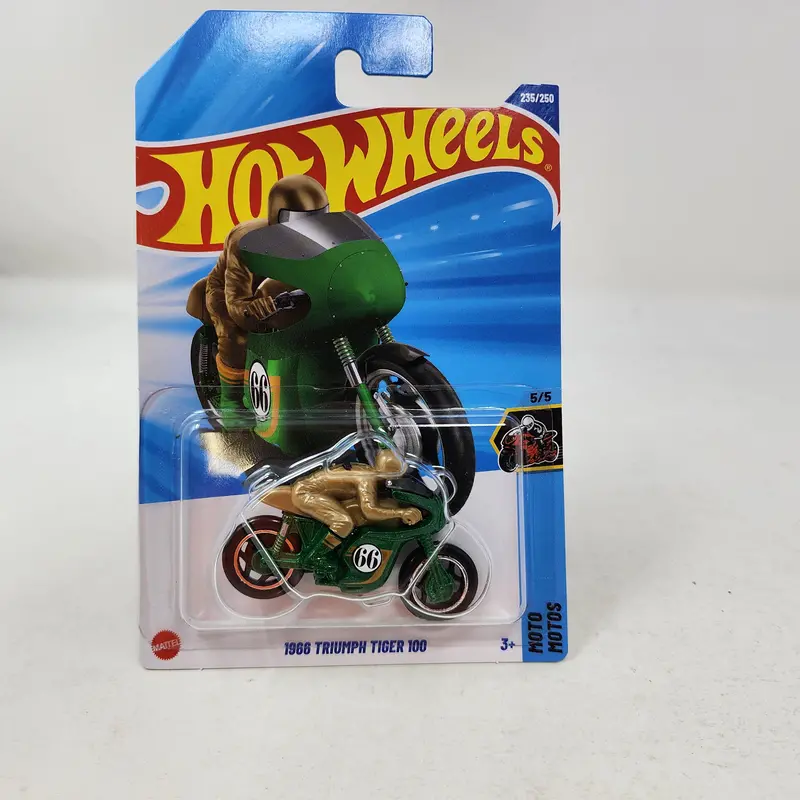 1966 Triumph Tiger 100 #235 * Treasure Hunt * 2025 Hot Wheels  New! N Case 1