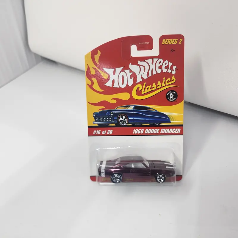 1969 Dodge Charger #16 * Purple * Hot Wheels Classics 1