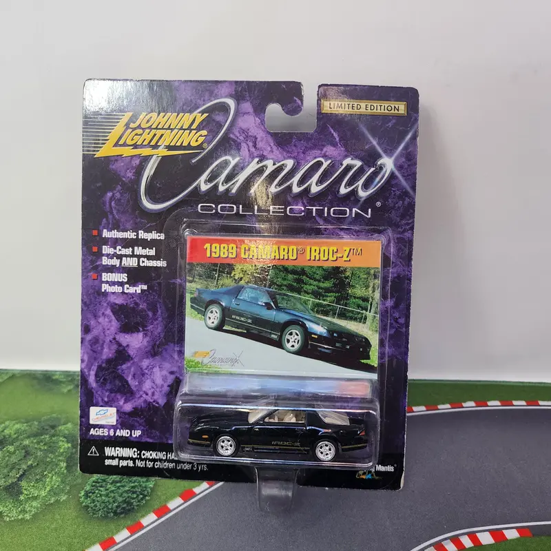 1989 Camaro Iroc-Z * Johnny Lightning Camaro Collection 1
