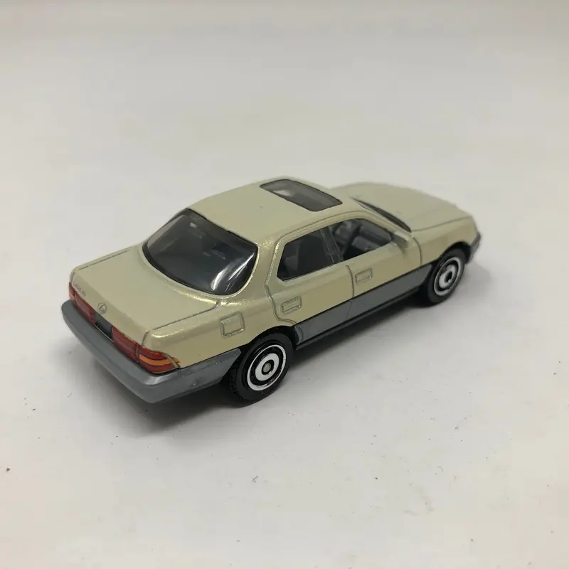 1994 Lexus Ls 400 * 1:64 Scale Loose Diecast Matchbox 2