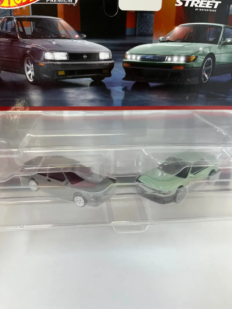 2-Pack * '91 Nissan Sentra Se-R & Silvia S13 * 2024 Hot Wheels 1:64 Scale Series 2