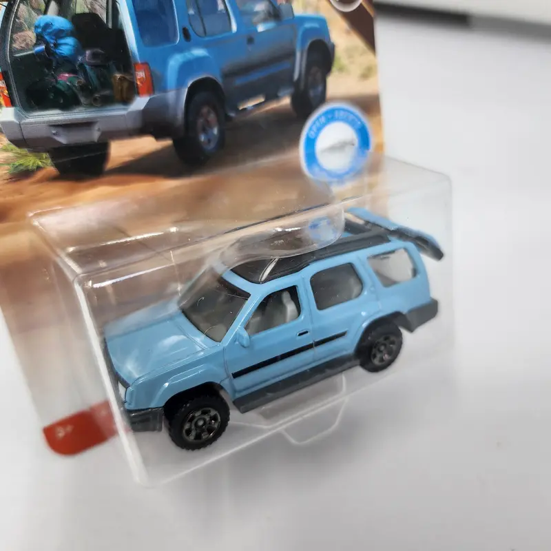 2000 Nissan Xterra * Light Blue * Matchbox Moving Parts 2