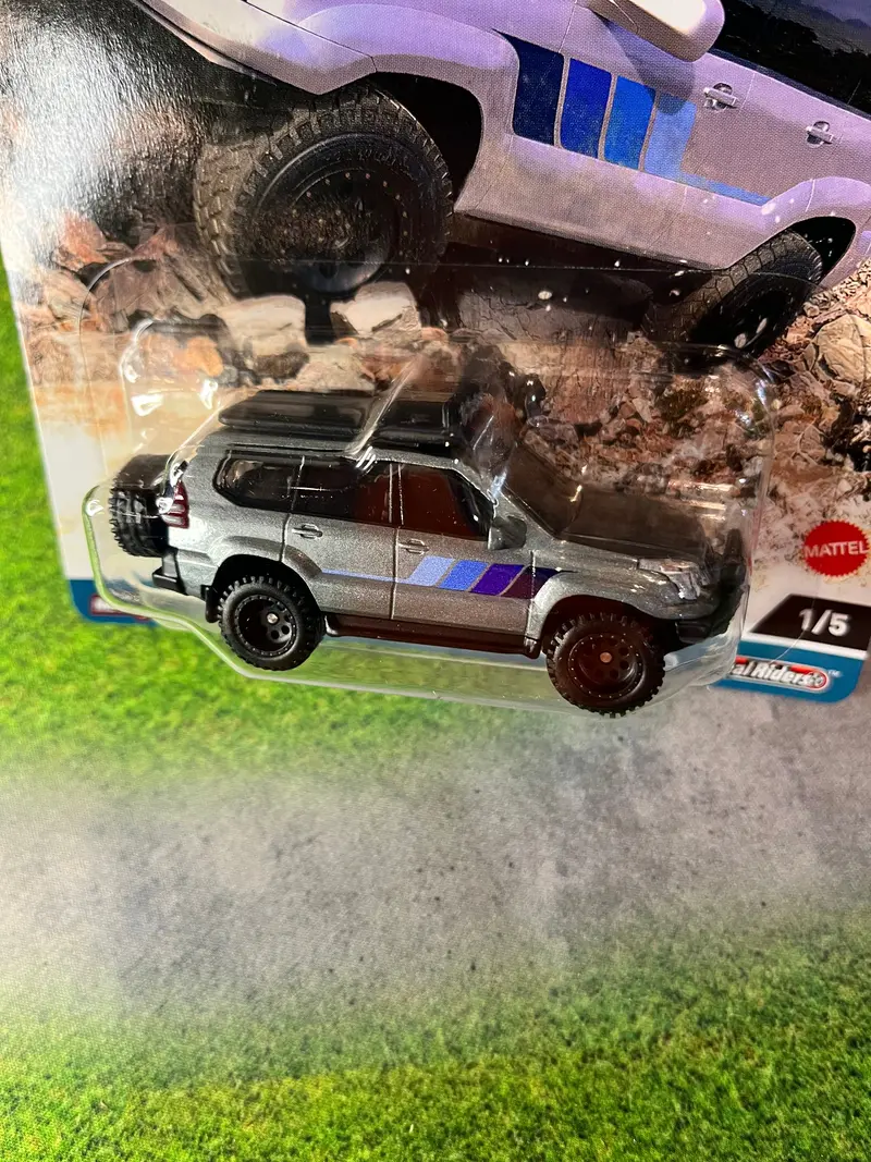 2005 Toyota Land Crusier Prado * 2023 Hot Wheels Off Road Car Culture Case F 2
