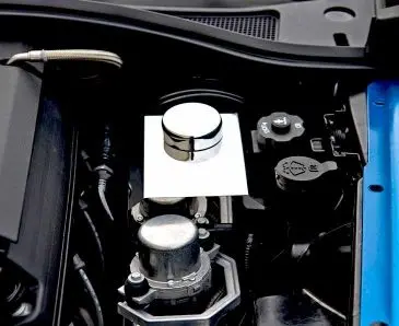 2014-2019 Automatic Corvette Z06/Z51/C7/Zr1 Stingray - Master Cylinder Cover | Polished Stainless Steel 1