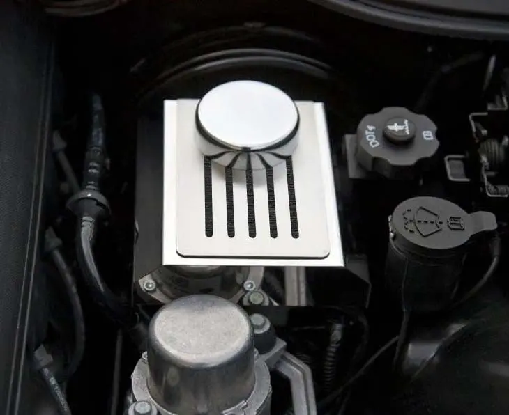 2014-2019 Z06/Z51/Zr1/C7- Brake Master Cylinder Cover W/Ribbed Slots Auto Trans. | Polished Stainless, Choose Color 9