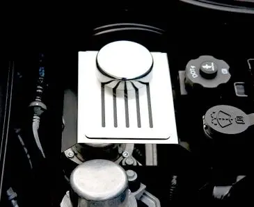 2014-2019 Z06/Z51/Zr1/C7- Brake Master Cylinder Cover W/Ribbed Slots Manual Trans. | Polished Stainless, Choose Color 2