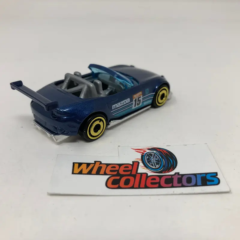 2015 Mazda Mx-5 Miata * Blue * Hot Wheels 1:64 Scale Diecast Loose 2