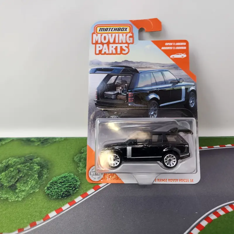 2018 Range Rover Vogue Se * Black * Matchbox Moving Parts 1
