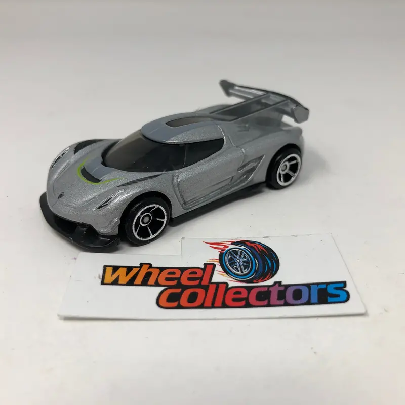 2020 Koenigsegg Jesko * Gray * Hot Wheels Loose 1:64 Scale 1