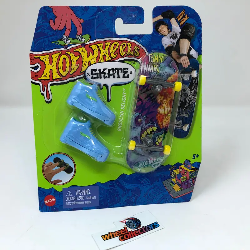 2023 Hot Wheels Skate Boards Tony Hawk * Ghoulish Delight & Shoes 1