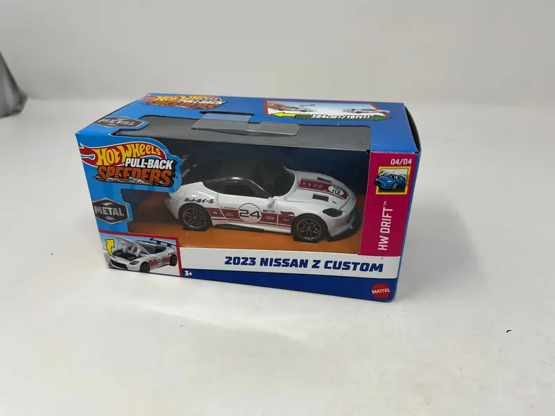 2023 Nissan Z * White * 2024 Hot Wheels Pull-Back Speeders 1:43 Scale Case F 1