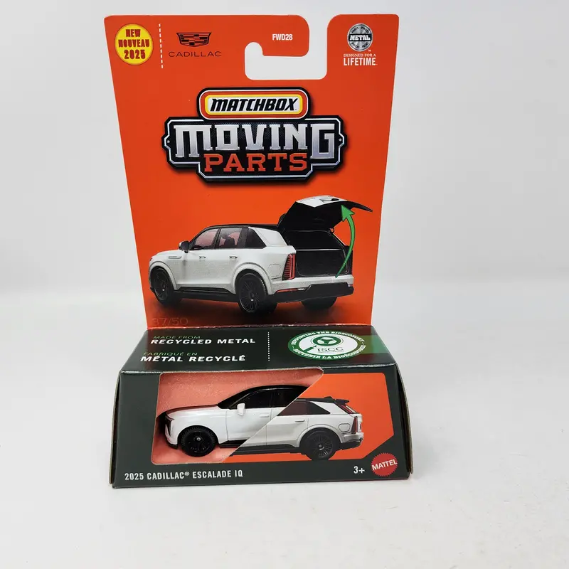 2025 Cadillac Escalade Iq * White * 2025 Matchbox Moving Parts Case H 1