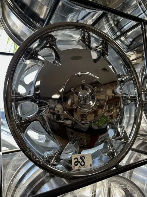 22" Dvinci Chrome Tuscani Wheel 22X9 5X5 5X127 Hub 73.1 Rare Full Moon Wheel 2