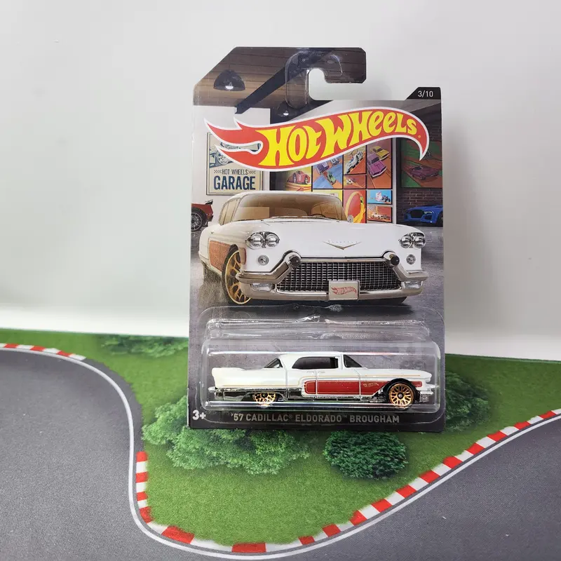 '57 Cadillac Eldorado Brougham * Off White * Hot Wheels Garage 1