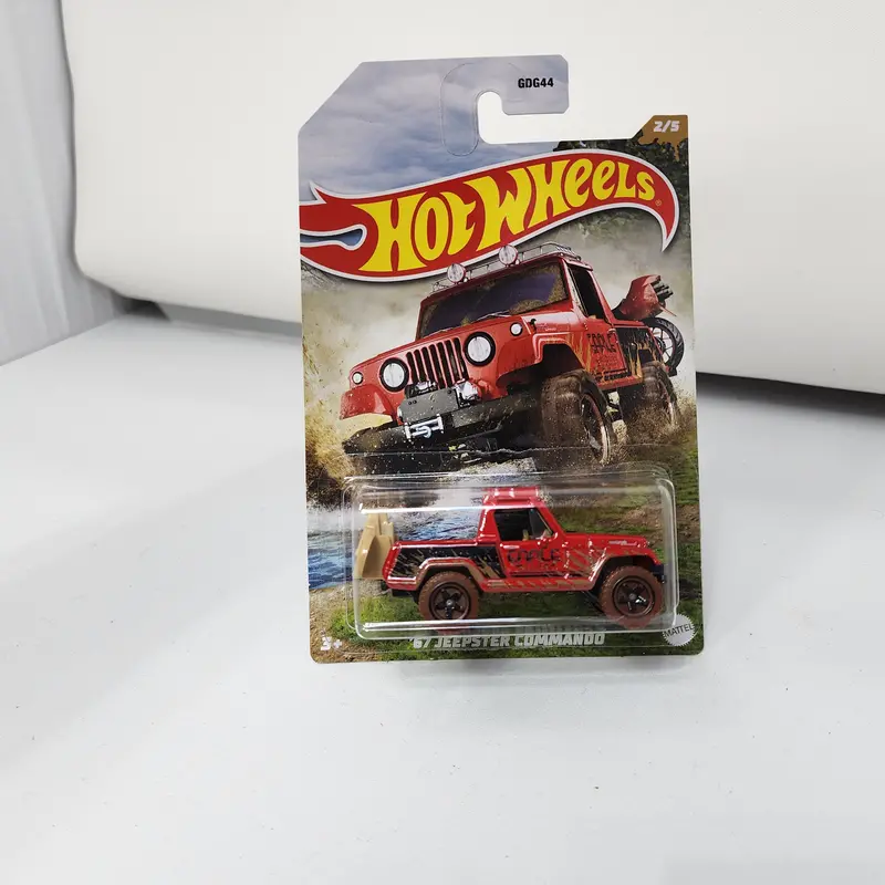 '67 Jeepster Commando * Red * Hot Wheels Mud Runners 1