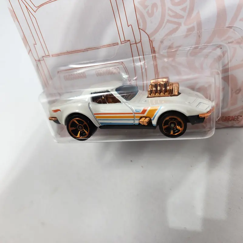 '68 Corvette Gas Monkey Garage * Hot Wheels 52Nd Anniversary Pearl & Chrome 2