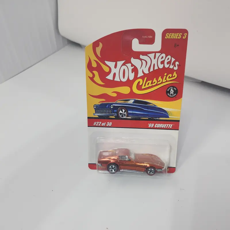 '69 Corvette #22 * Orange * Hot Wheels Classics 1
