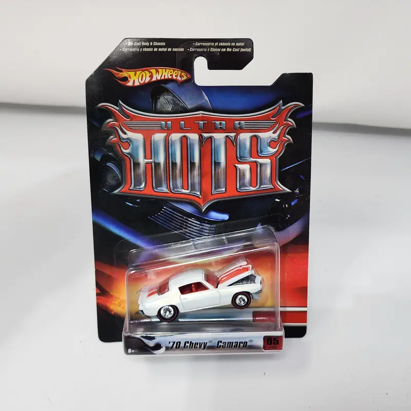 '70 Chevy Camaro * White * Hot Wheels Ultra Hots 1