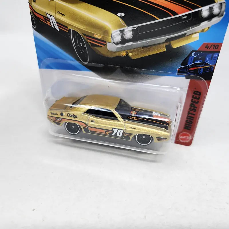 '70 Dodge Hemi Challenger #36 * Gold * 2026 Hot Wheels Case B 2
