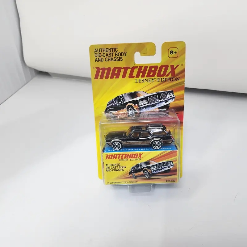 '71 Oldsmobile Vista Cruiser * Matchbox Lesney Edition 1