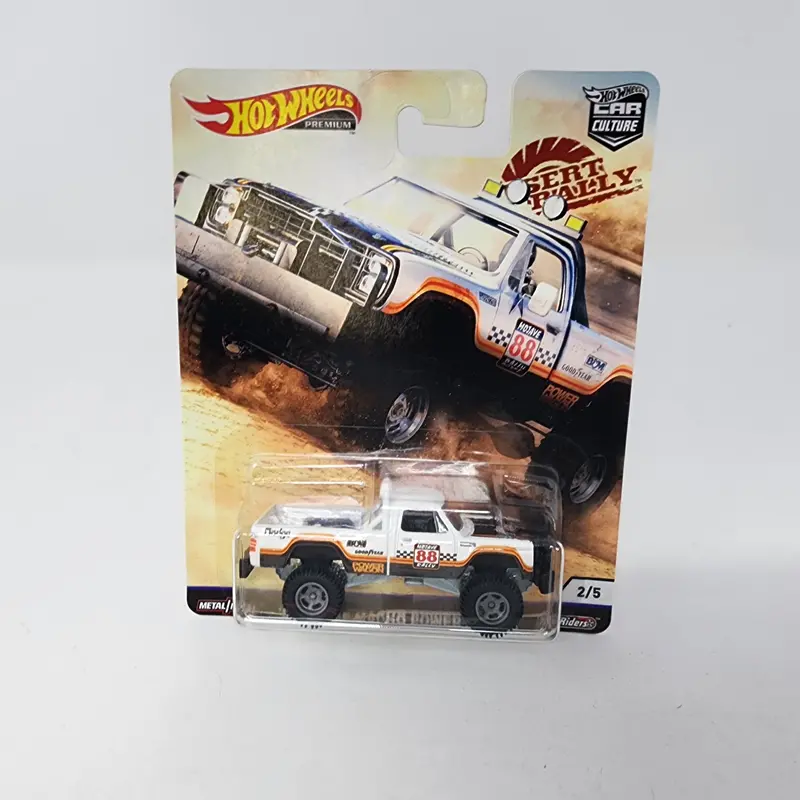 '80 Dodge Macho Power Wagon * White * Hot Wheels Car Culture Desert Rally 1
