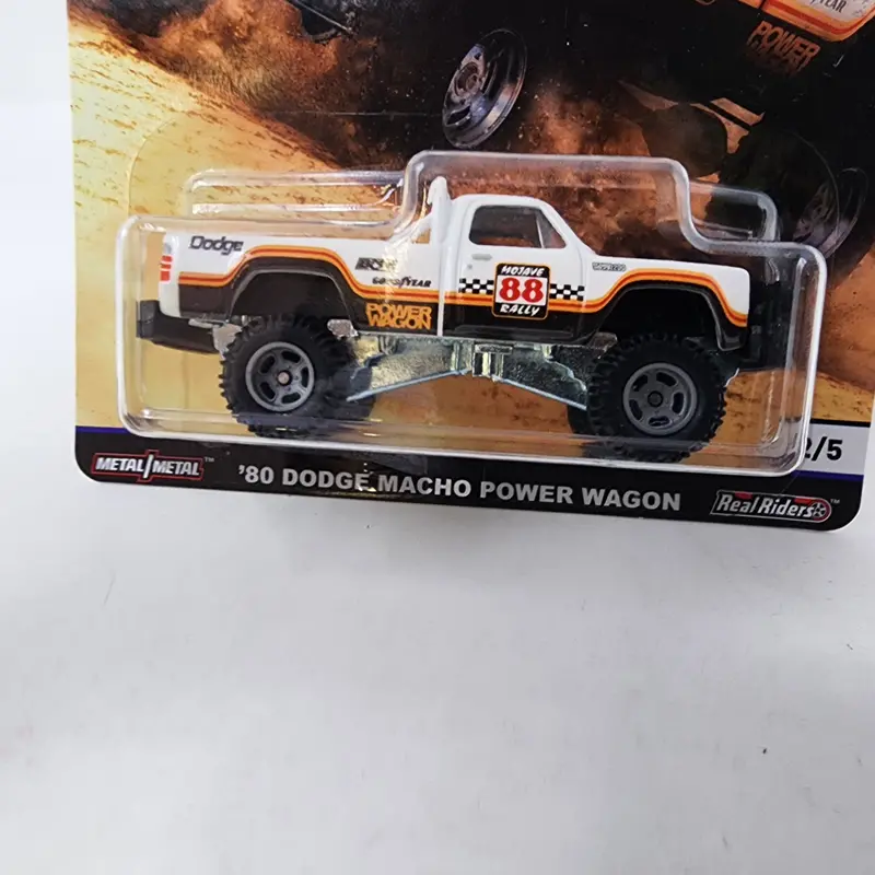 '80 Dodge Macho Power Wagon * White * Hot Wheels Car Culture Desert Rally 2