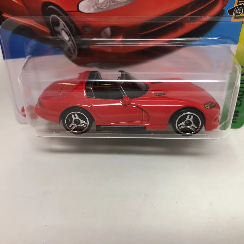 '92 Dodge Viper Rt/10 #236 * Red * 2023 Hot Wheels Short Card Case P 2