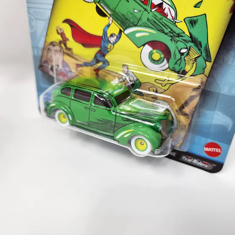 Action Comics - Action Sedan Superman Dc * 2025 Hot Wheels Pop Culture Case L 2
