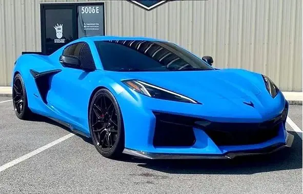 Agm C8 Z06 Front Splitter Without Canards 1