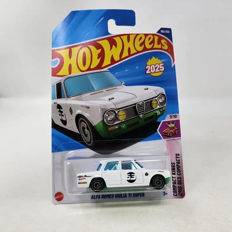 Alfa Romeo Giulia Ti Super #195 * White * 2025 Hot Wheels 1