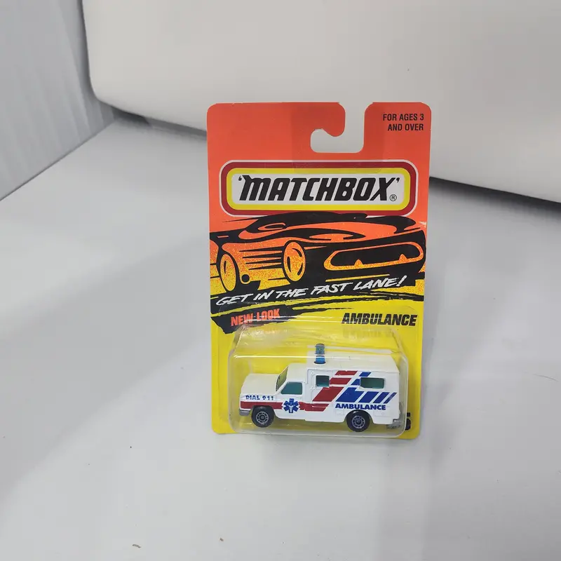 Ambulance * Matchbox 1