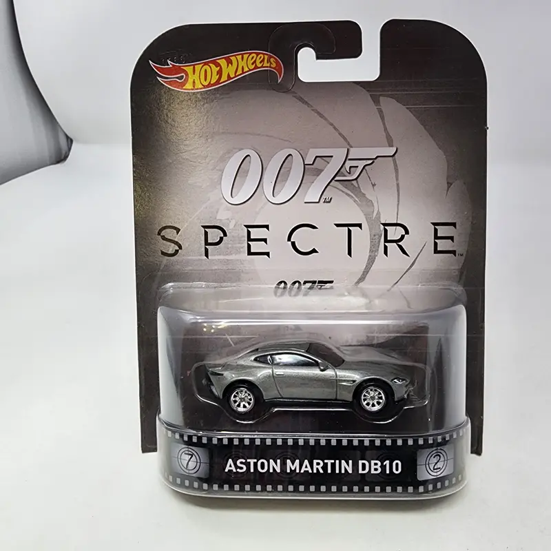 Aston Martin Db10 Spectre Bond * Hot Wheels Retro Entertainment 1