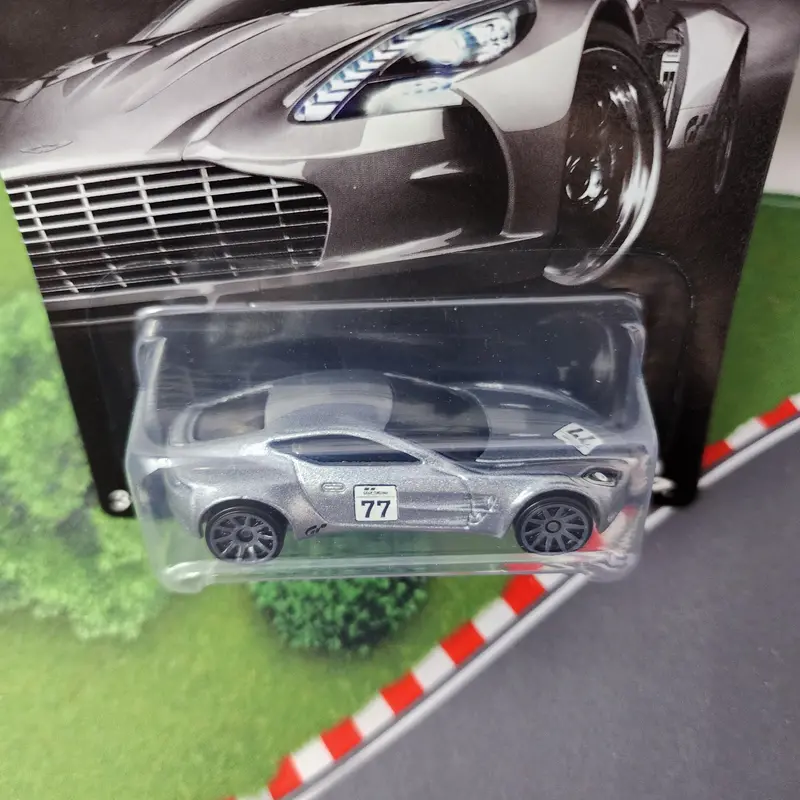 Aston Martin One-77 * Silver * Hot Wheels Gran Turismo 2