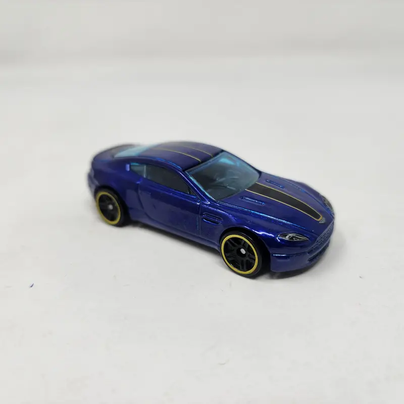 Aston Martin V8 Vantage * Hot Wheels Loose 1:64 Scale Diecast 1