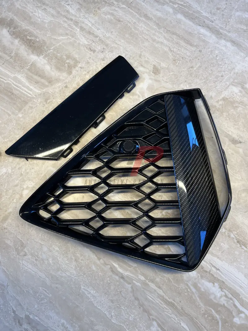 Audi Rs6/Rs7 C8 Front Dry Carbon Trim Replacement Set 1