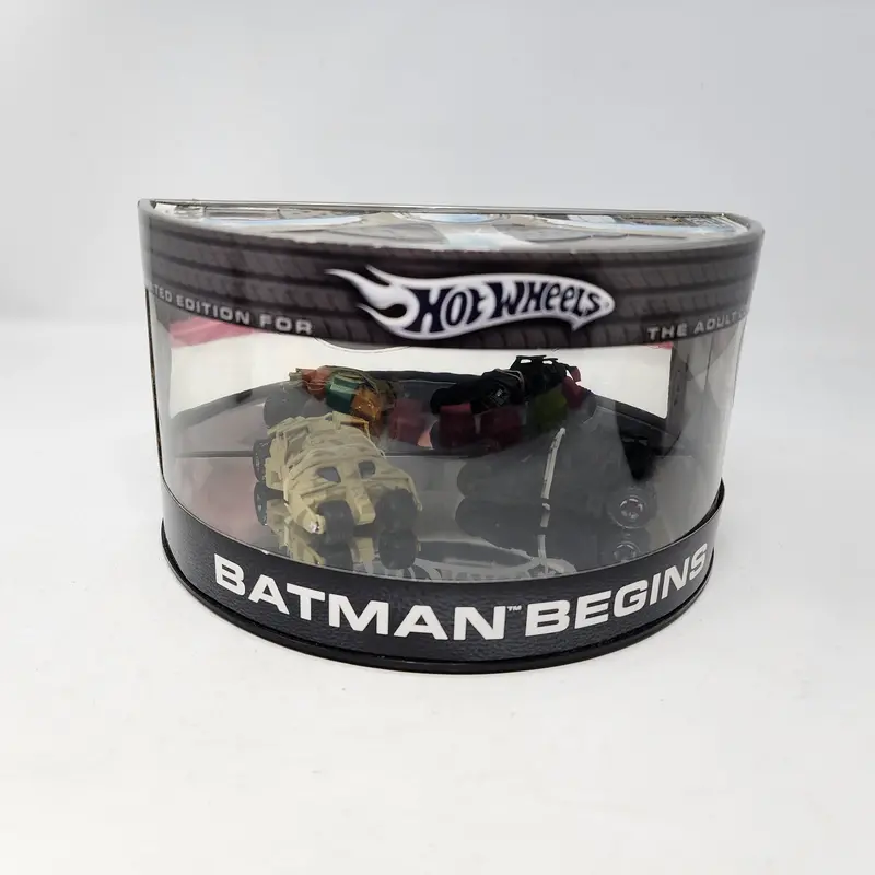 Batman Begins Limited Edition Set * Hot Wheels 1