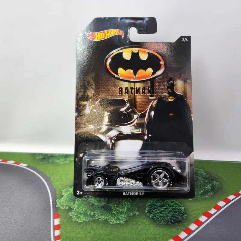 Batmobile 2/6 * Hot Wheels Batman Movie 1