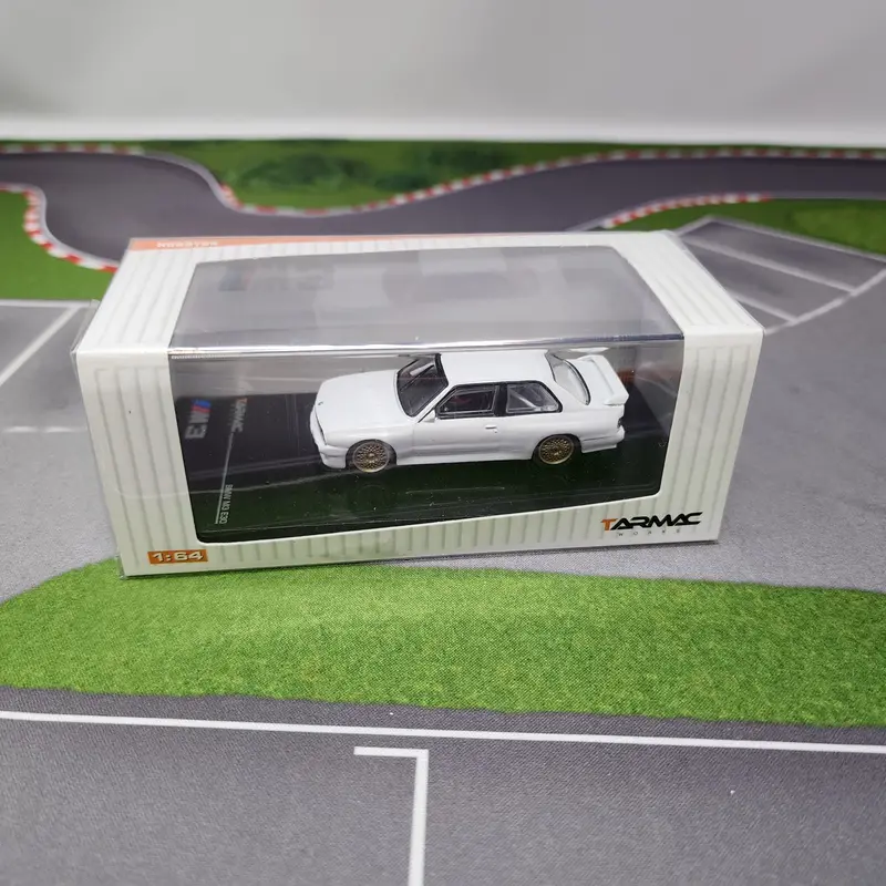 Bmw M3 E30 * All White * Tarmac Works 1:64 Scale Hobby 64 1