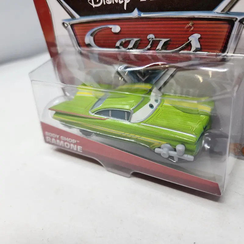 Body Shop Ramone * Disney Pixar Cars Series 2