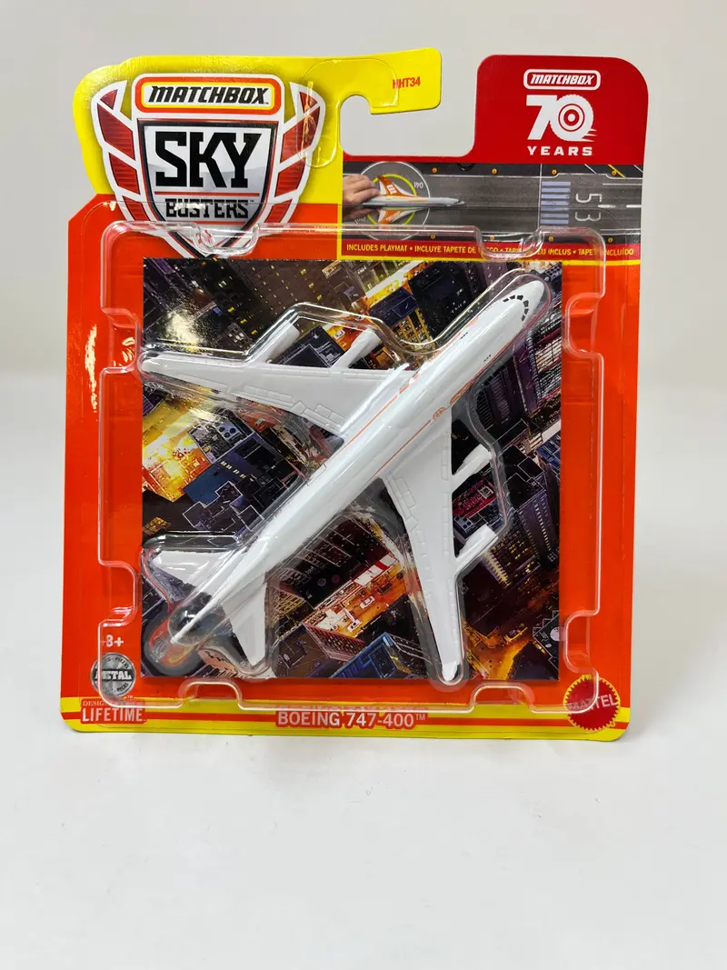 Boeing 747-400 #17 * 2023 Matchbox Sky Busters New! Case J 1
