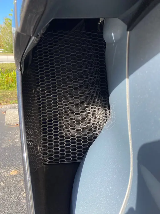 C8 Z06 And E-Ray Corvette 2023+ Abs Side Intake Black Mesh Grilles 1